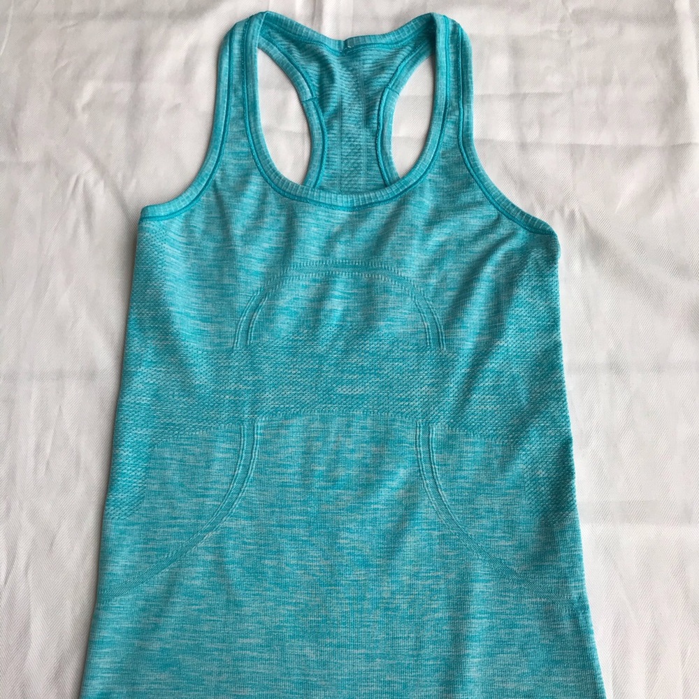 Lulu lemon swiftly racer back